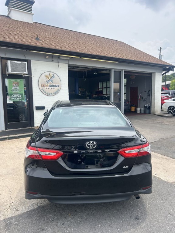 2018 Toyota Camry Image 4