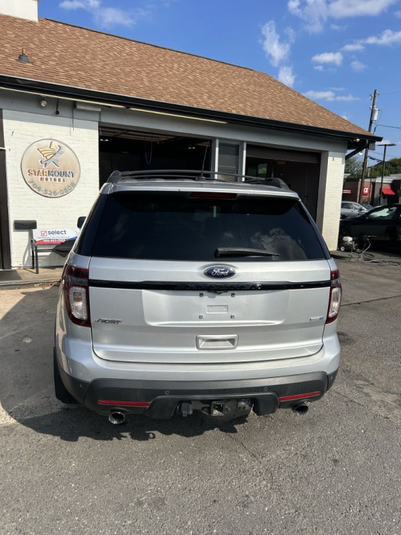 2015 Ford Explorer Image 4