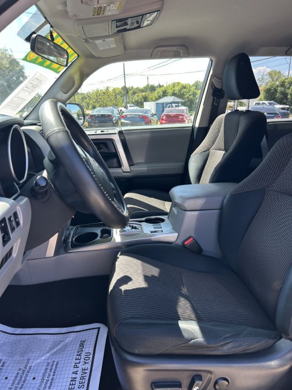 2011 Toyota 4Runner Image 6
