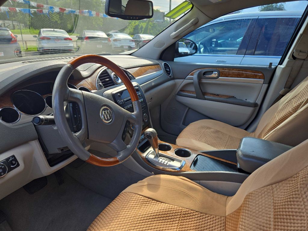 2011 Buick Enclave Image 10