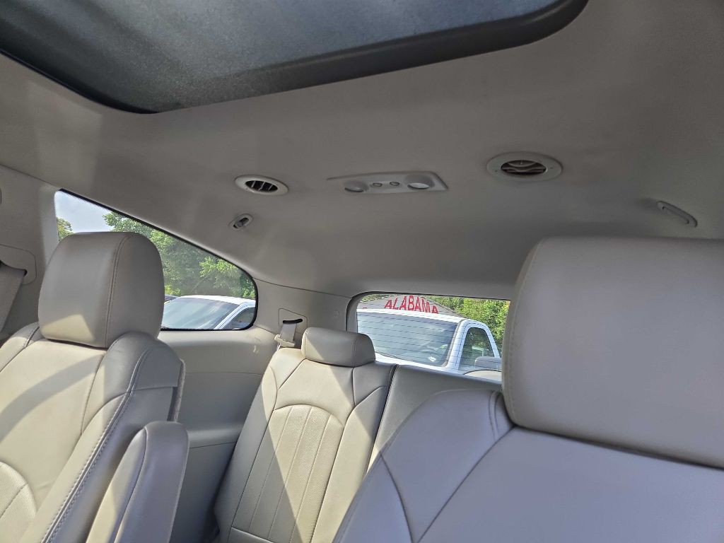 2011 Buick Enclave Image 14