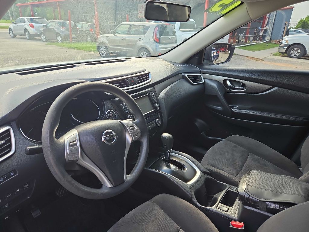 2015 Nissan Rogue Image 11
