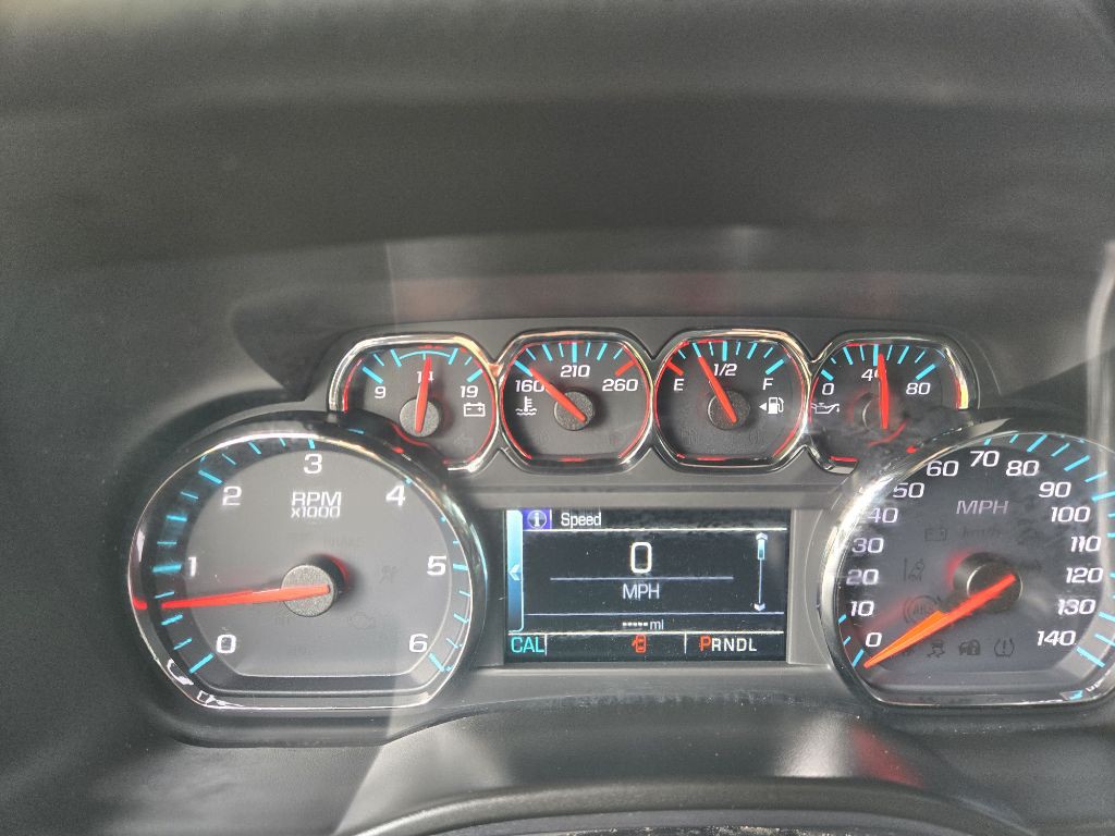 2019 Chevrolet Suburban Image 11