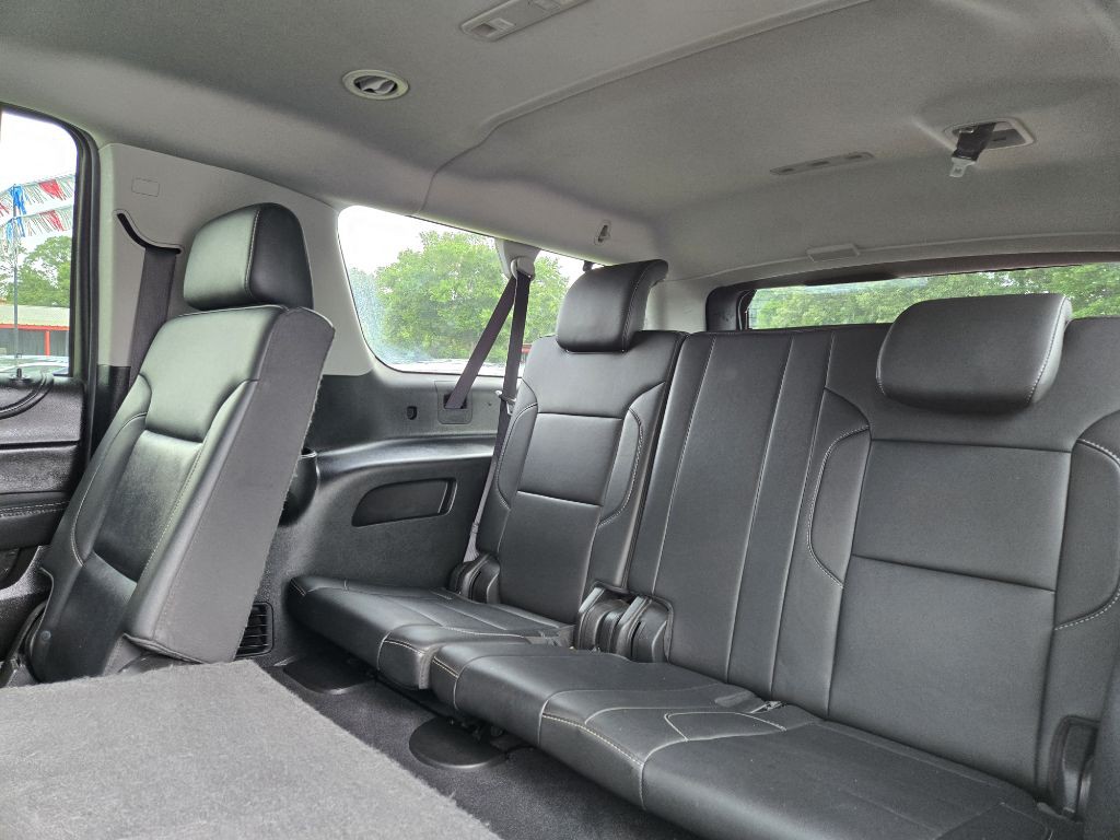 2019 Chevrolet Suburban Image 13