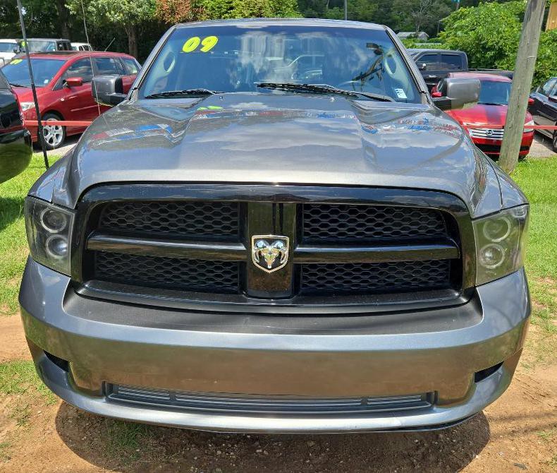 2009 Dodge Ram 1500 Image 2