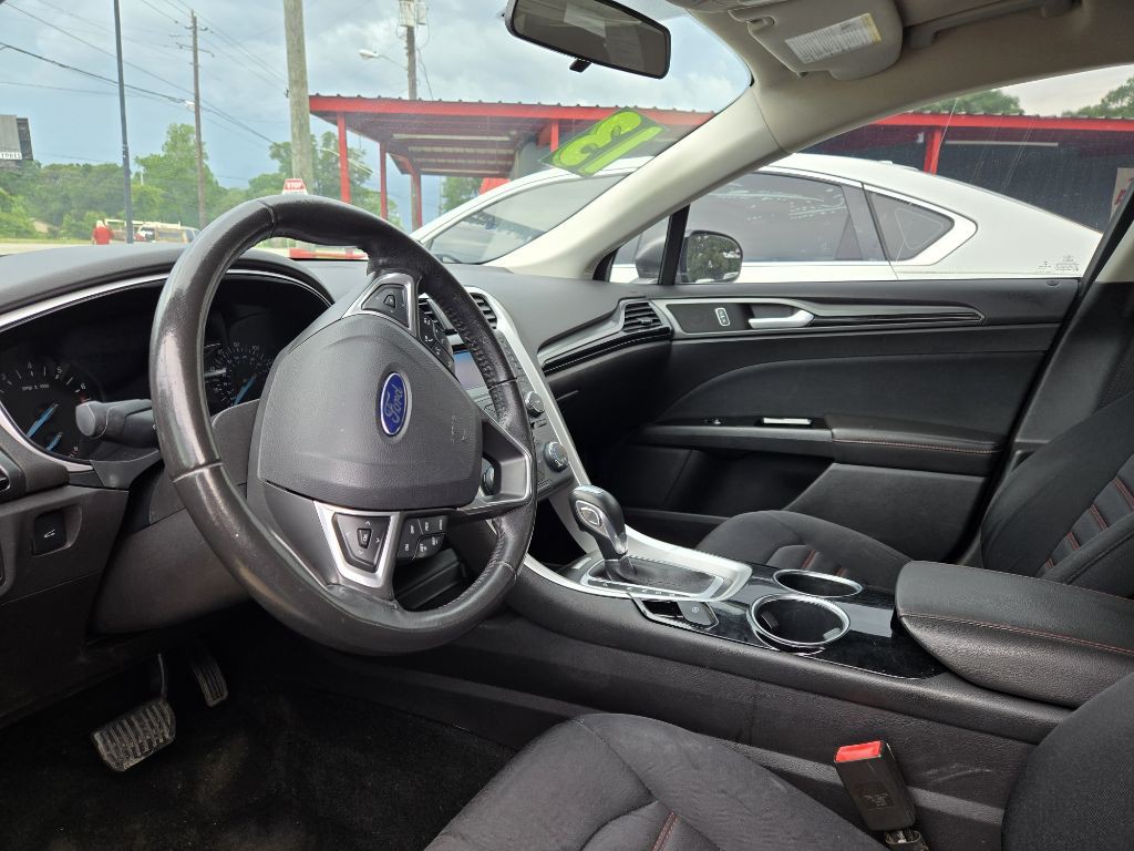 2013 Ford Fusion Image 5