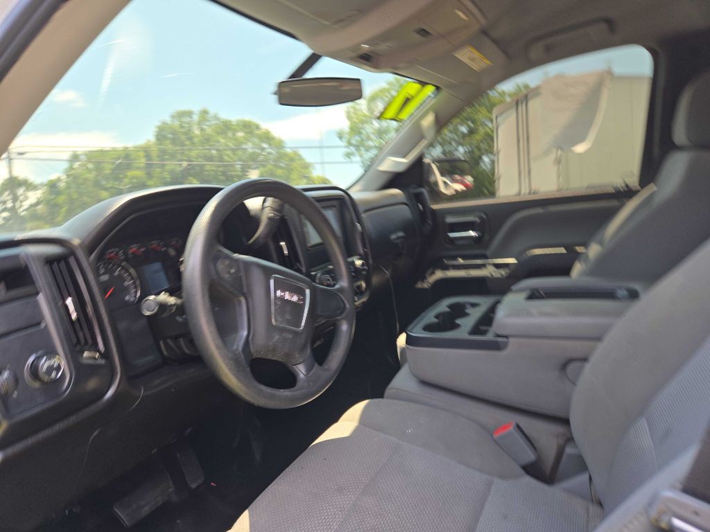 2017 GMC Sierra Image 4