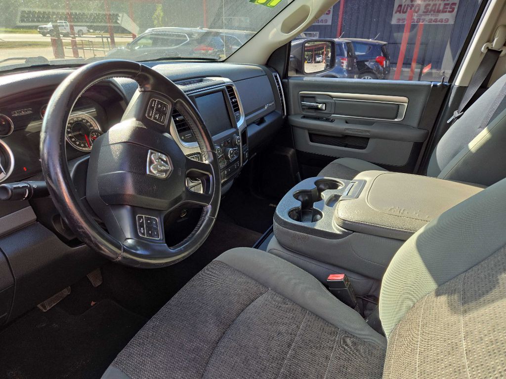 2017 RAM 1500 Image 6