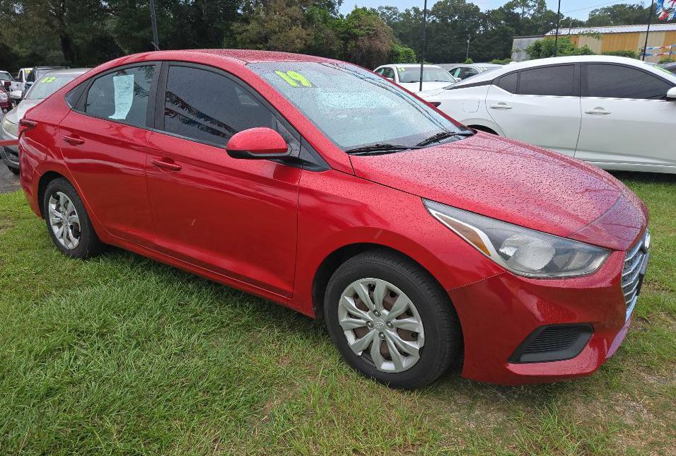 2019 Hyundai Accent Image 1