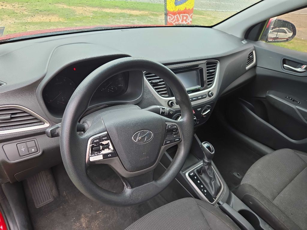2019 Hyundai Accent Image 5
