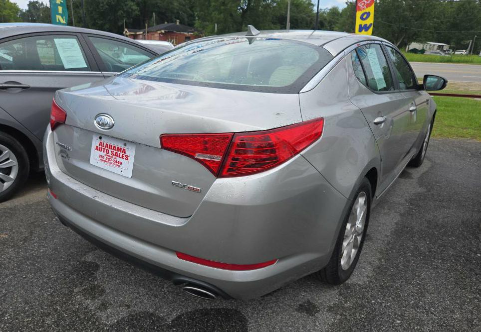 2012 Kia Optima Image 2