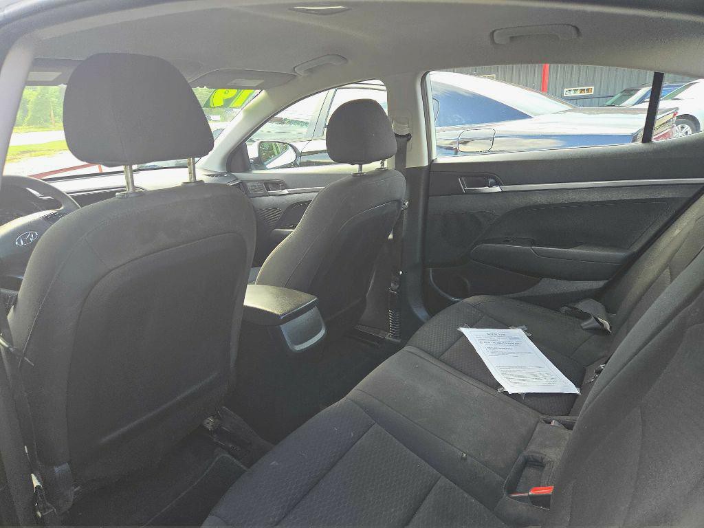 2019 Hyundai Elantra Image 7