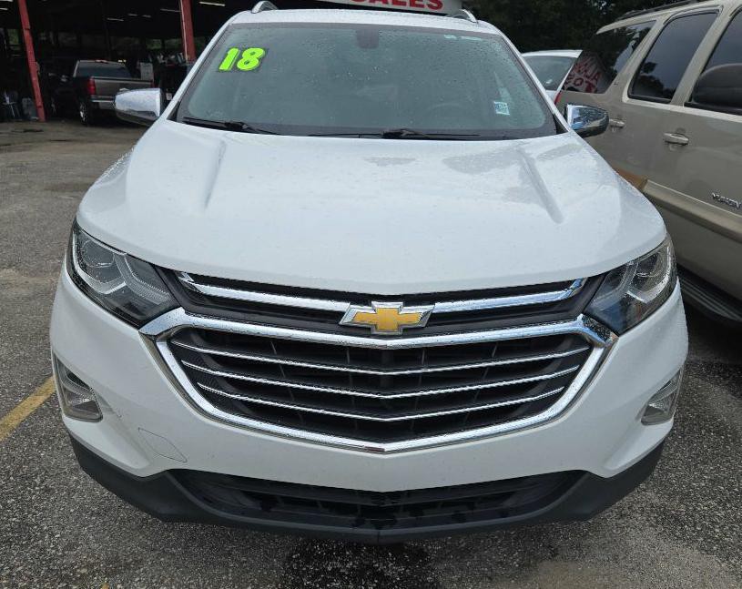 2018 Chevrolet Equinox Image 2