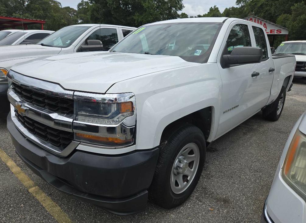 2017 Chevrolet Silverado 1500 Image 1
