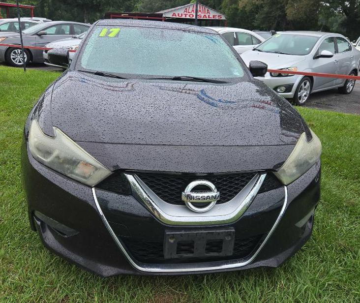 2017 Nissan Maxima Image 2