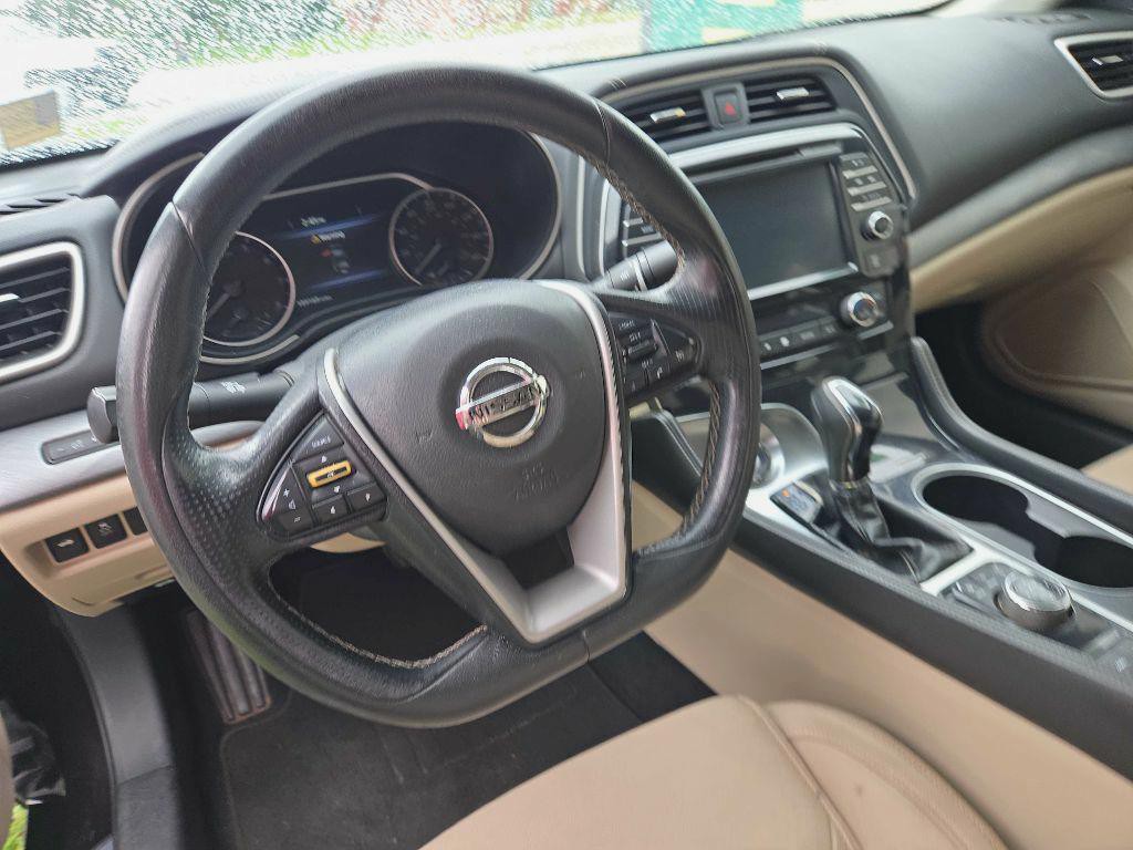 2017 Nissan Maxima Image 7