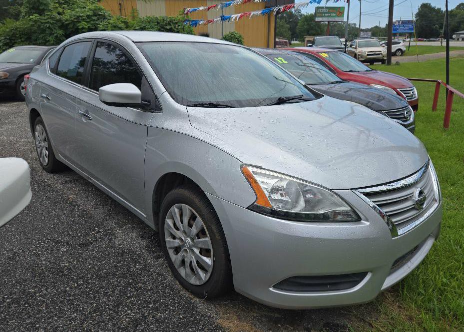 2014 Nissan Sentra Image 1