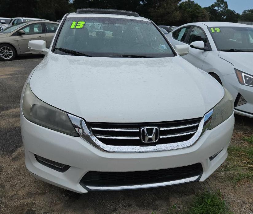 2013 Honda Accord Image 2