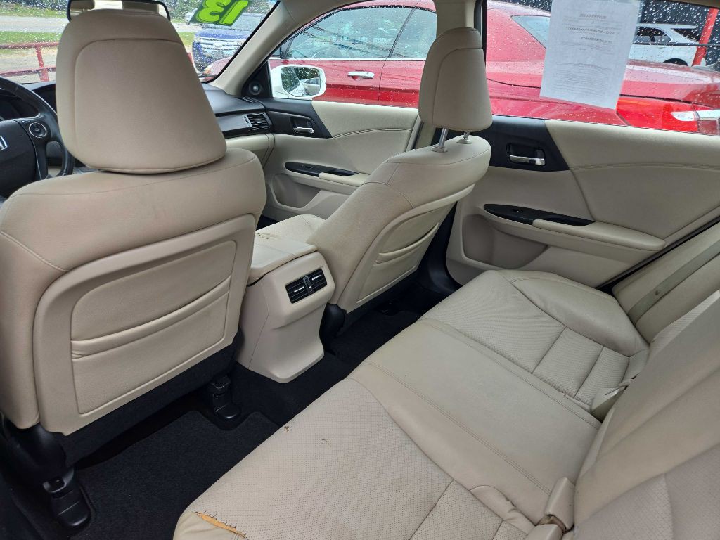 2013 Honda Accord Image 4