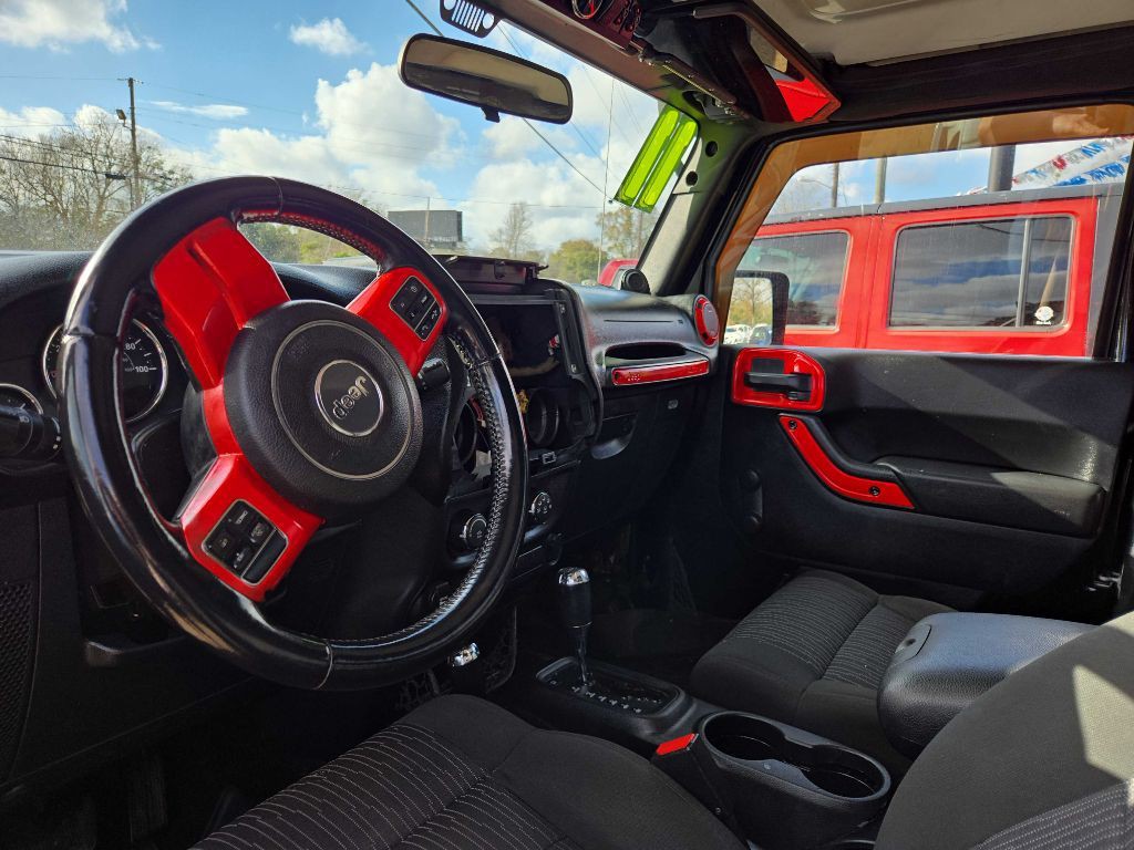 2011 Jeep Wrangler Image 10