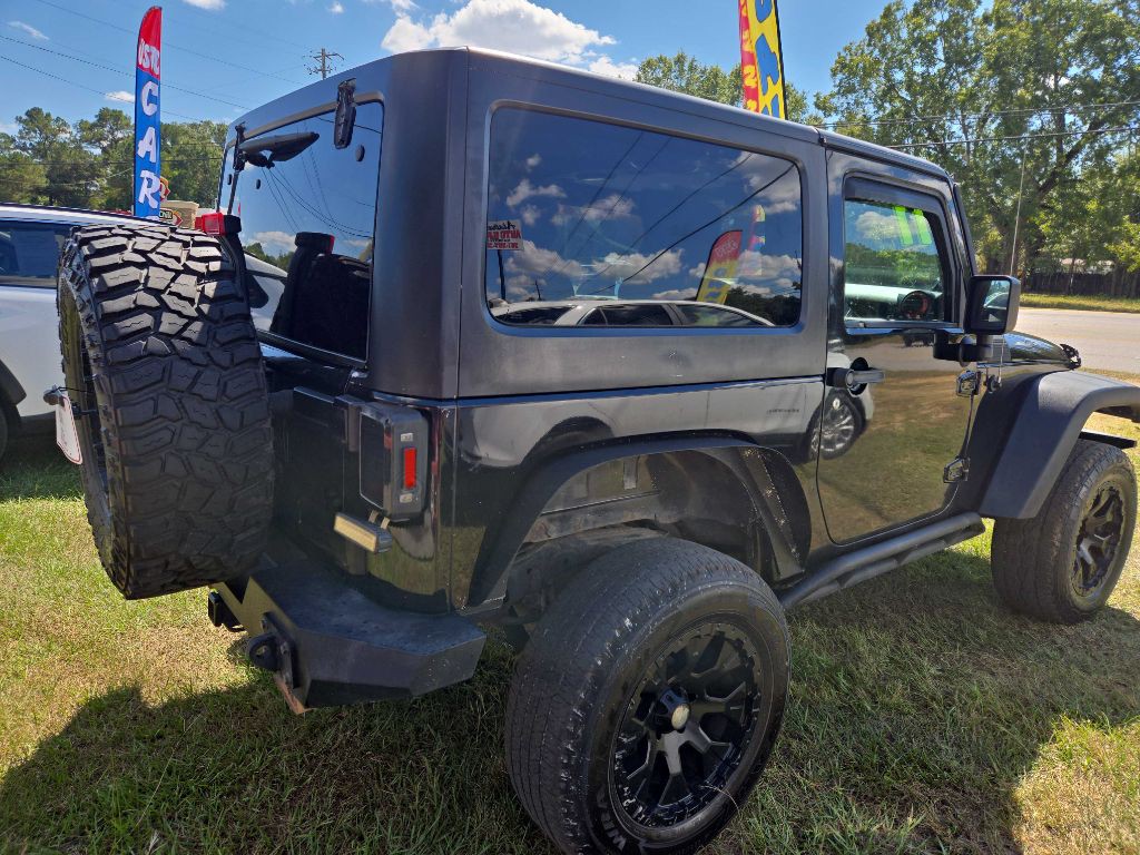 2011 Jeep Wrangler Image 13