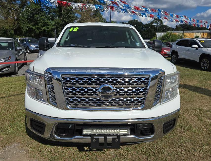 2018 Nissan Titan Image 3