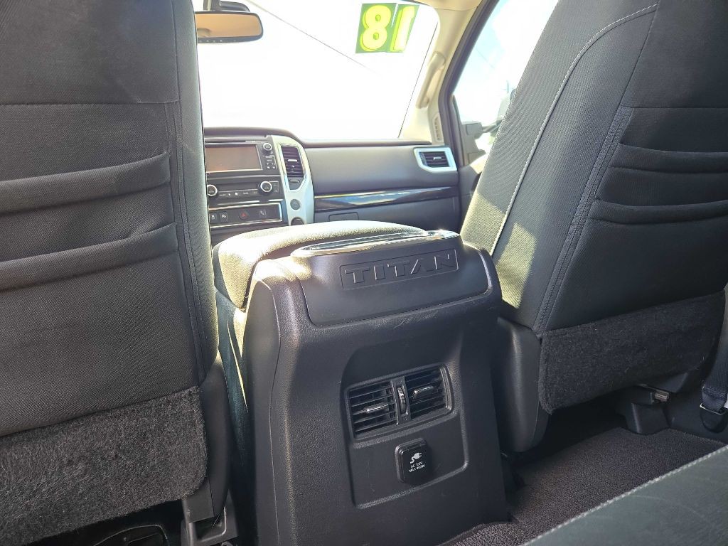 2018 Nissan Titan Image 12