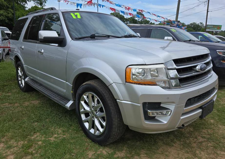 2017 Ford Expedition Image 1