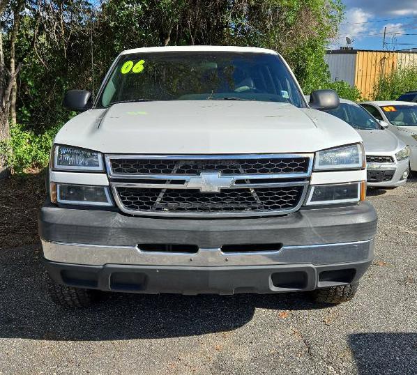 2006 Chevrolet Silverado 1500 Image 2