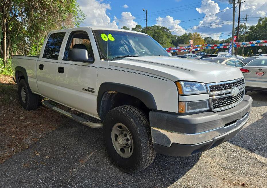 2006 Chevrolet Silverado 1500 Image 3