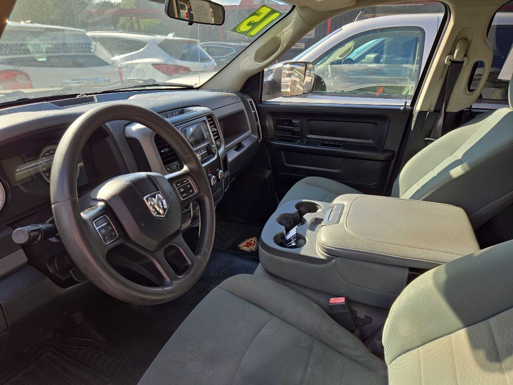2015 RAM 1500 Image 7