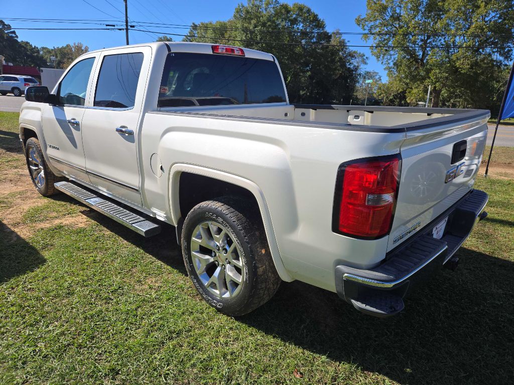 2015 GMC Sierra Image 2