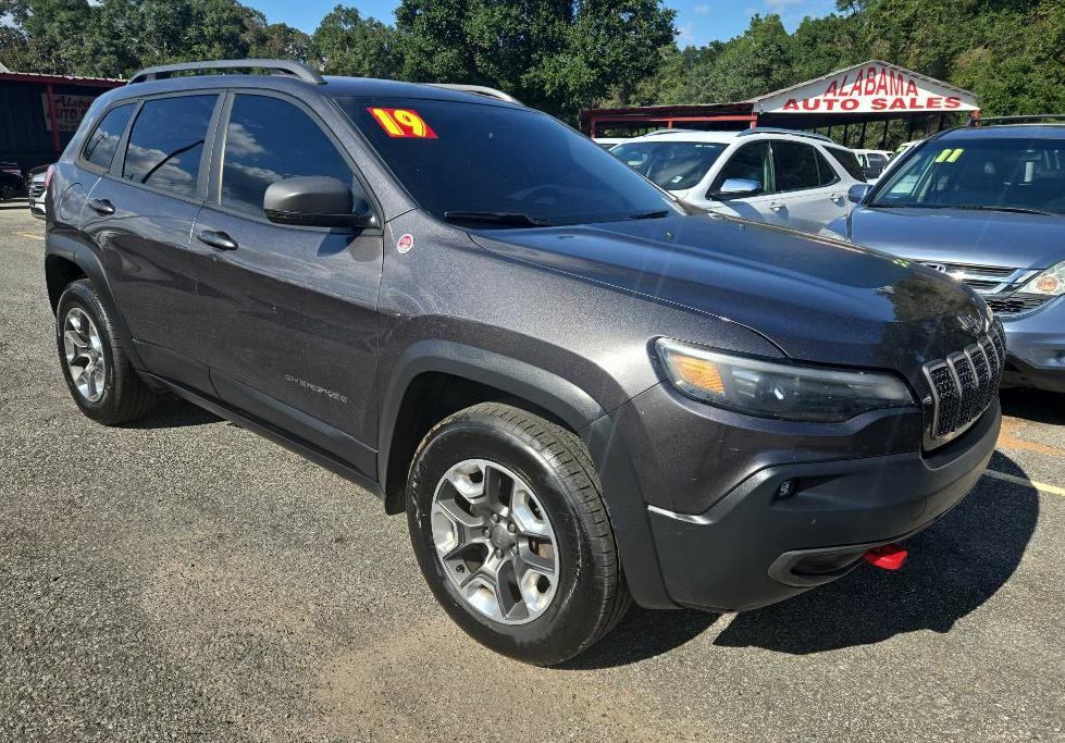 2019 Jeep Cherokee Image 1