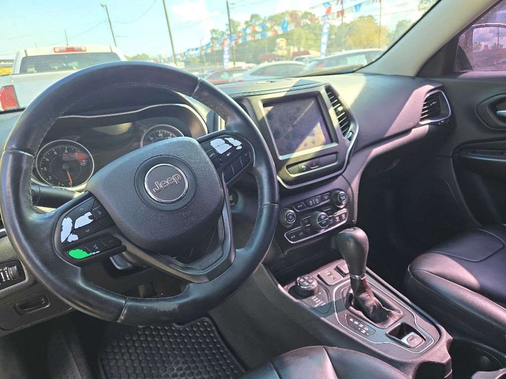 2019 Jeep Cherokee Image 9