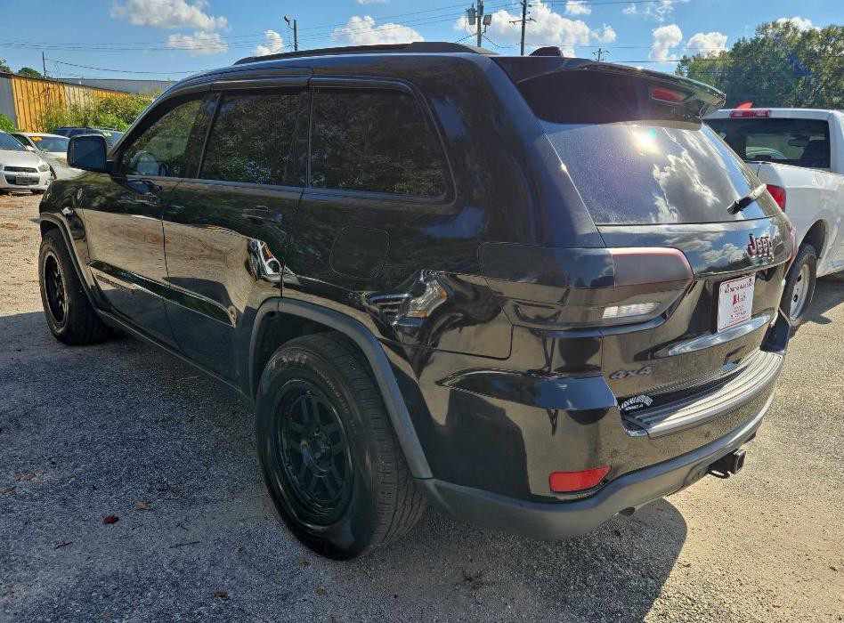 2018 Jeep Grand Cherokee Image 2