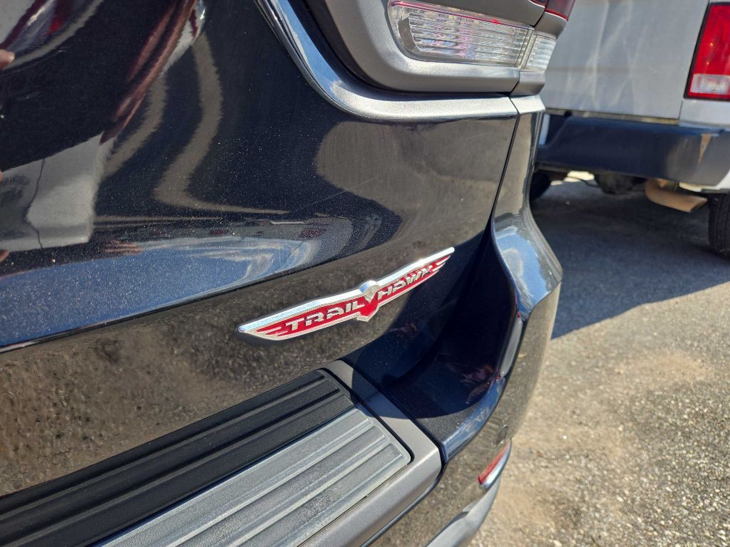 2018 Jeep Grand Cherokee Image 11