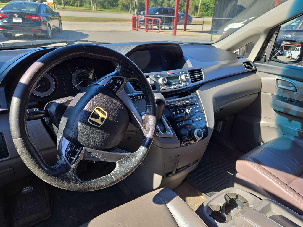 2013 Honda Odyssey Image 6