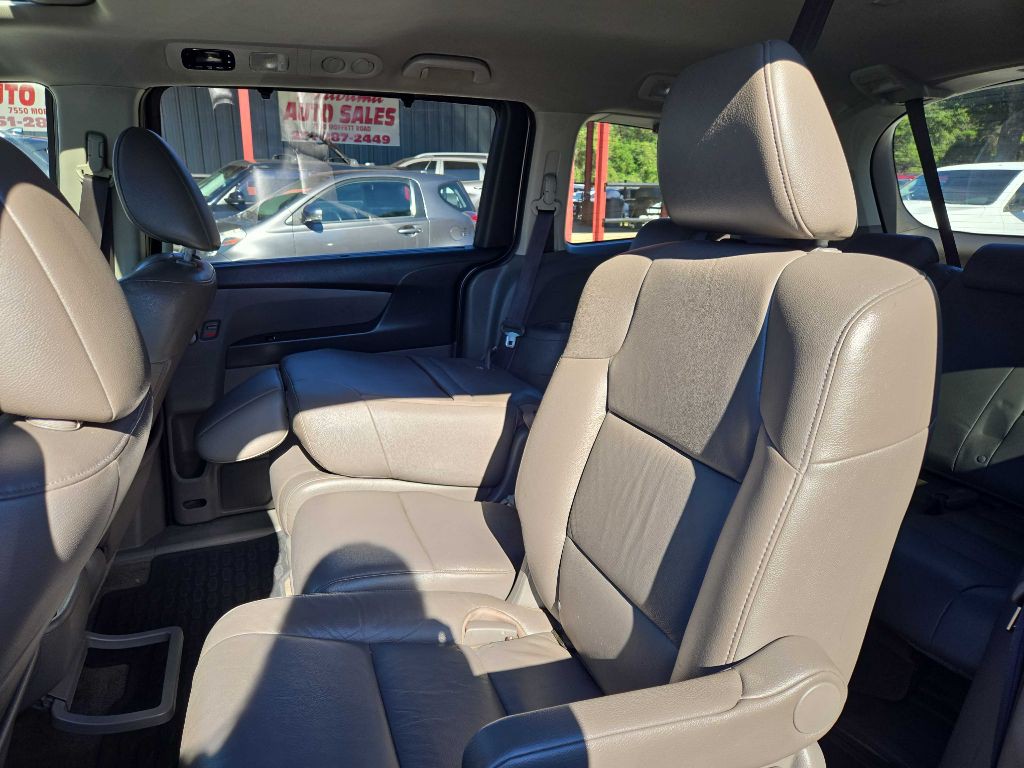 2013 Honda Odyssey Image 8