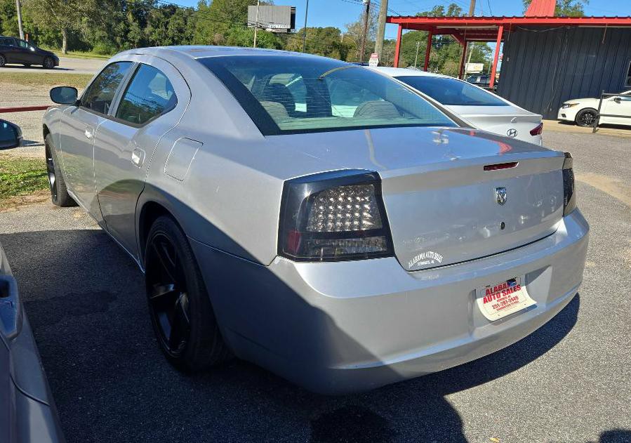 2007 Dodge Charger Image 2