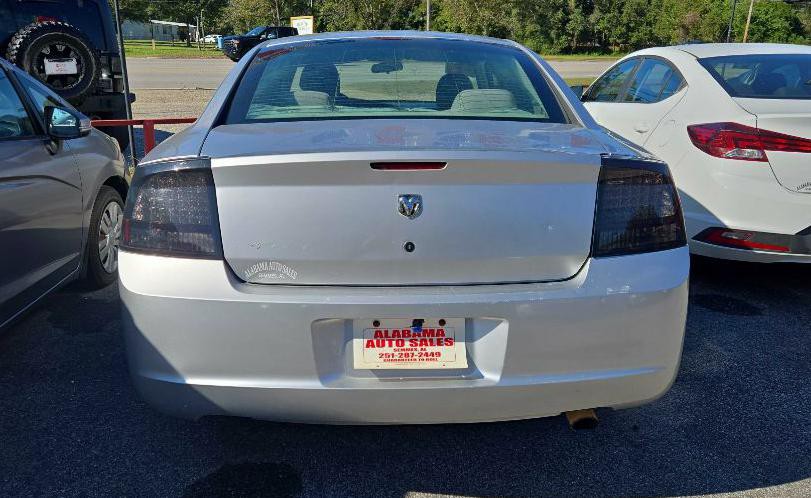 2007 Dodge Charger Image 4