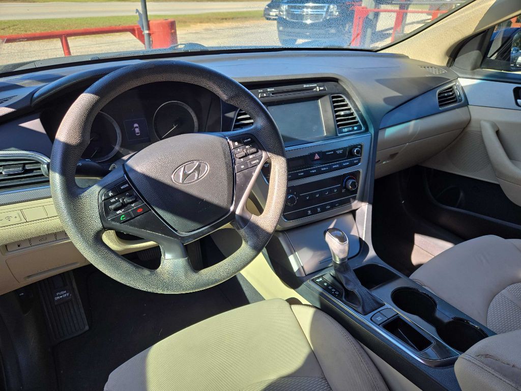 2017 Hyundai Sonata Image 5