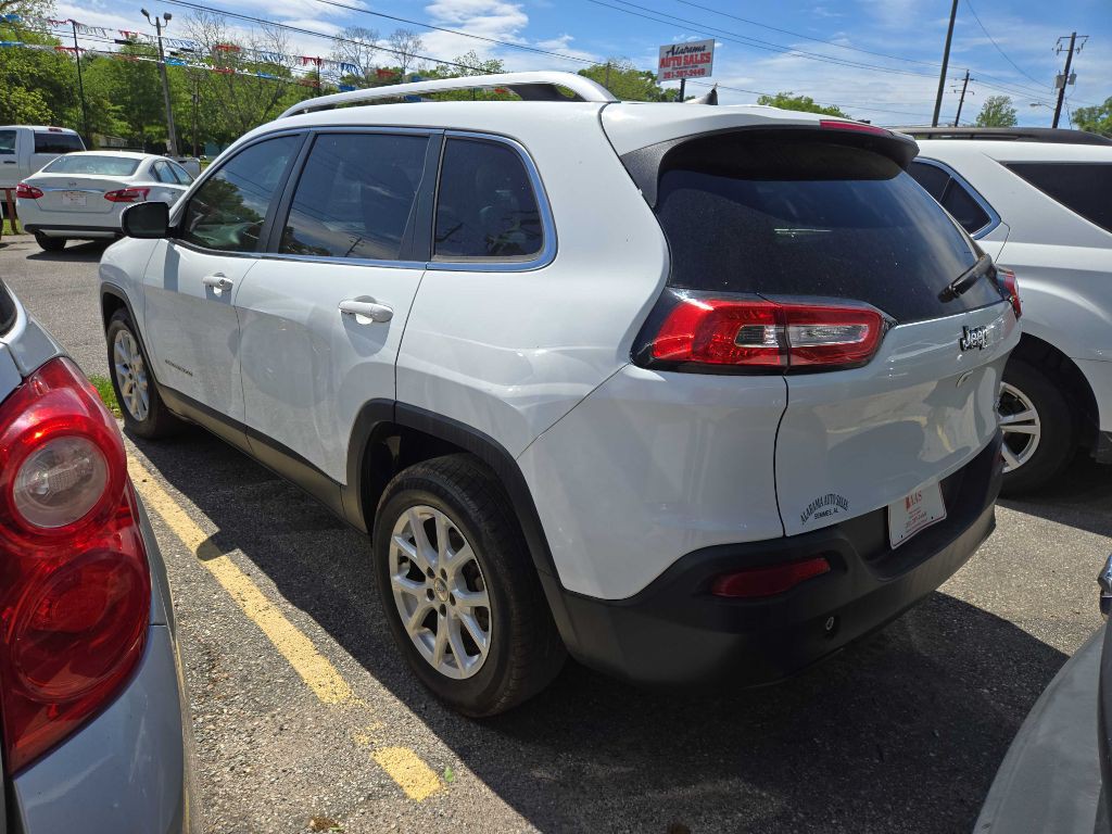 2017 Jeep Cherokee Image 3