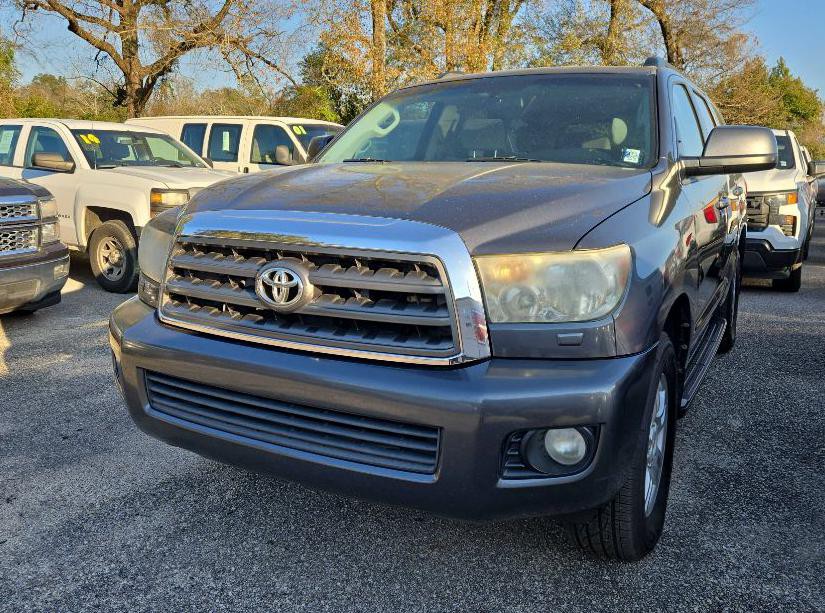 2015 Toyota Sequoia Image 2