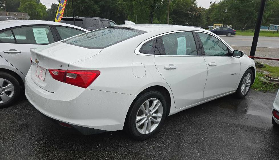 2018 Chevrolet Malibu Image 4