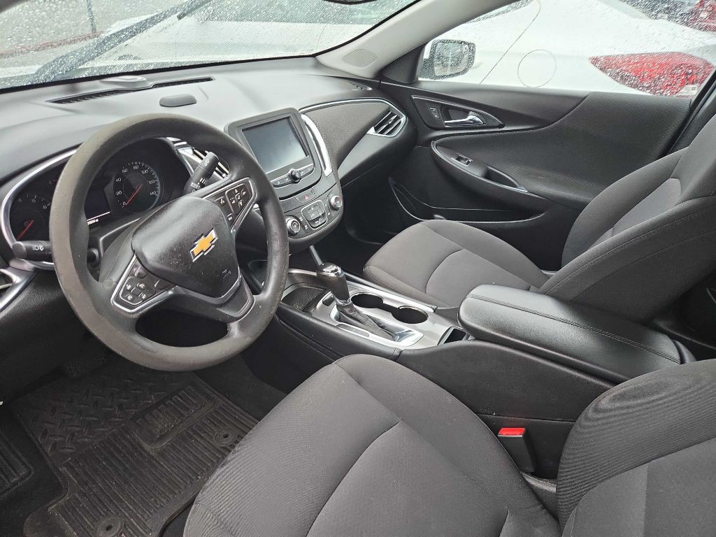 2018 Chevrolet Malibu Image 5