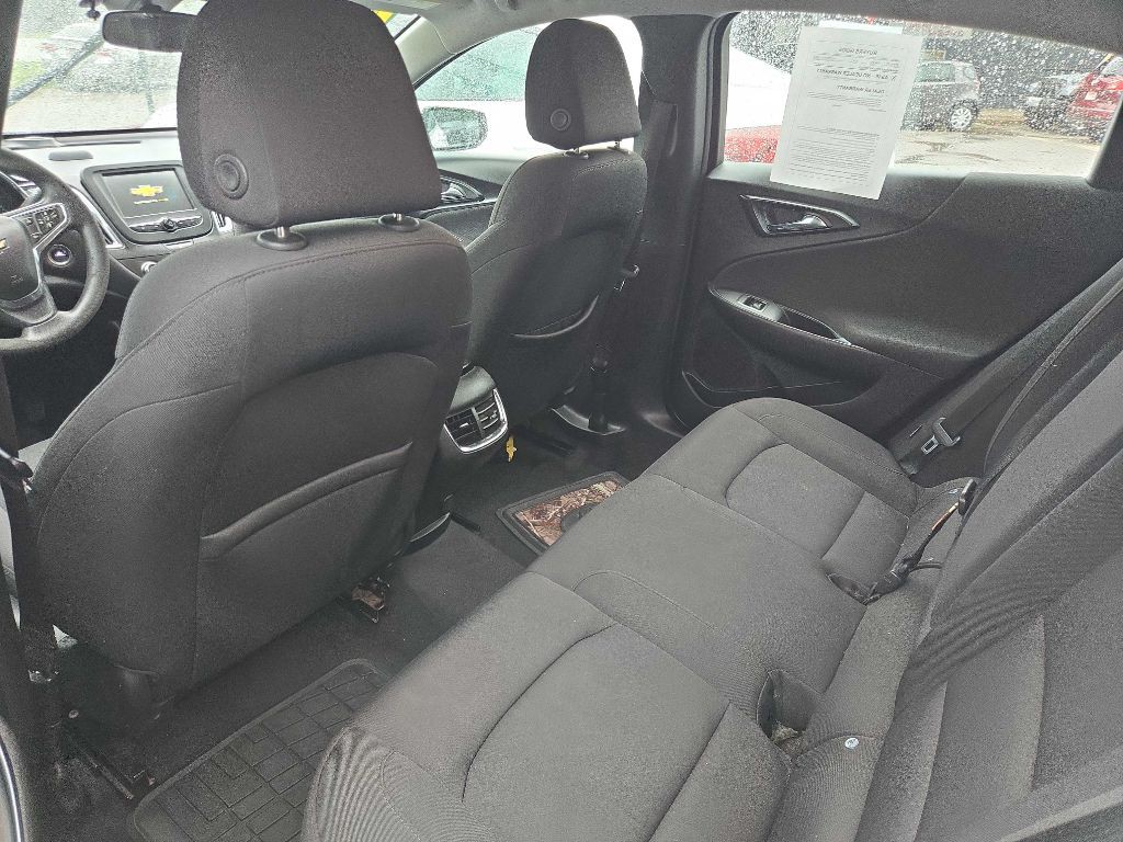 2018 Chevrolet Malibu Image 7