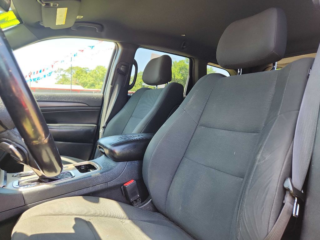 2017 Jeep Grand Cherokee Image 6