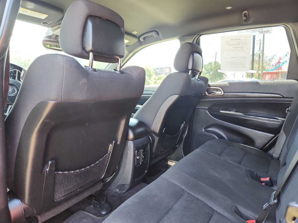 2017 Jeep Grand Cherokee Image 10