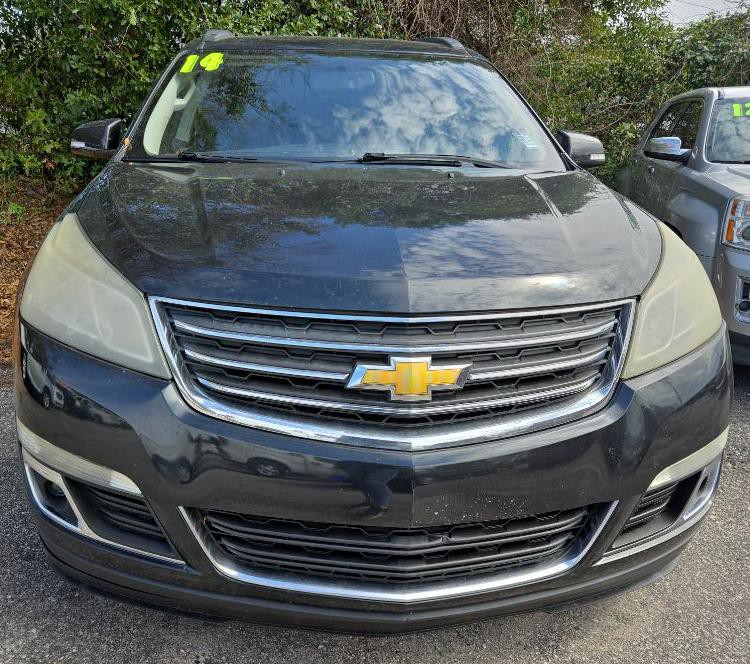 2014 Chevrolet Traverse Image 2