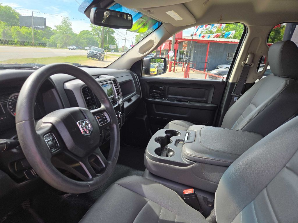 2020 RAM 1500 Image 3